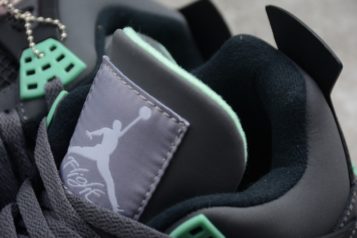 Jordan 4 Retro Green Glow 308497-033