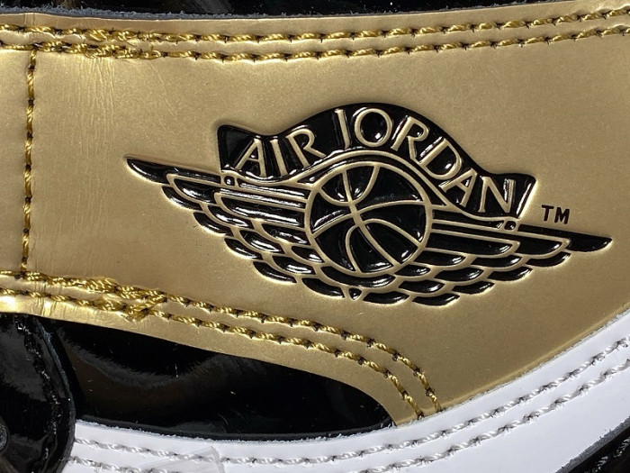 Jordan 1 Retro High NRG Patent Gold Toe 861428-007