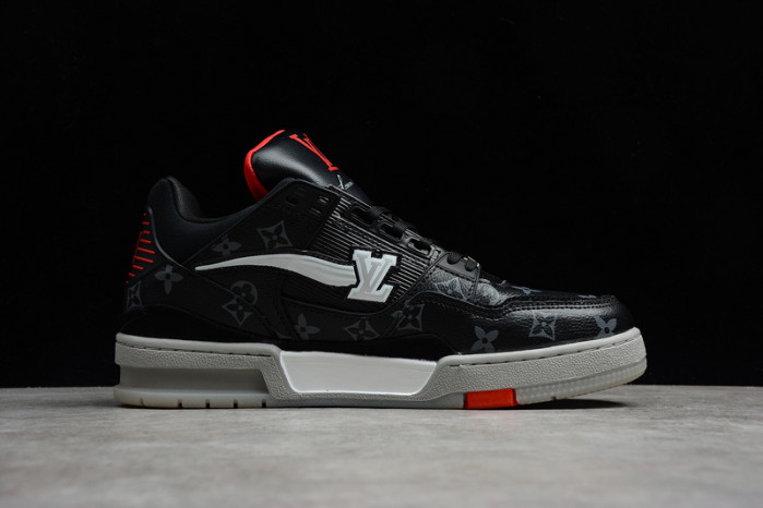 LOU VUIT SNEAKERS