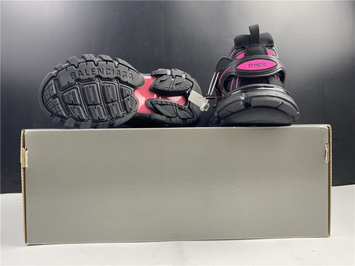 BALENGA TRACK SNEAKER PINK AND BLACK 542023 W2LA1 2046