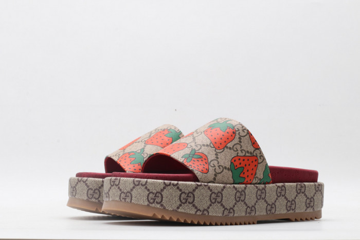 GC SANDALS