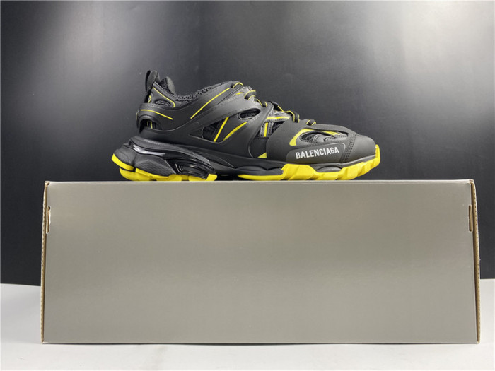 BALENGA TRACK SNEAKER 542023 W3AC1 1070