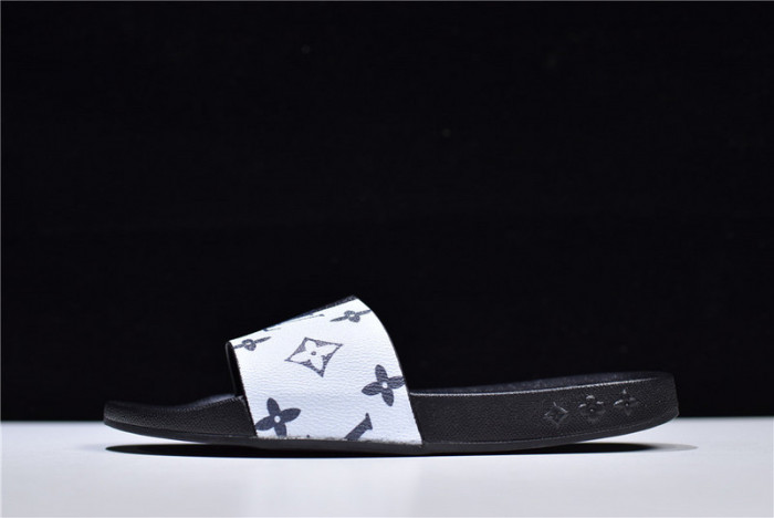 LO** VUI* SANDALS