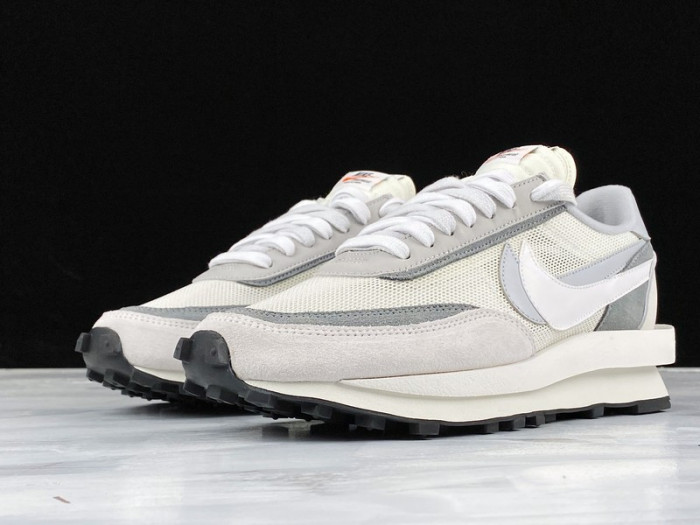 Nike LD Waffle sacai Summit White BV0073-100
