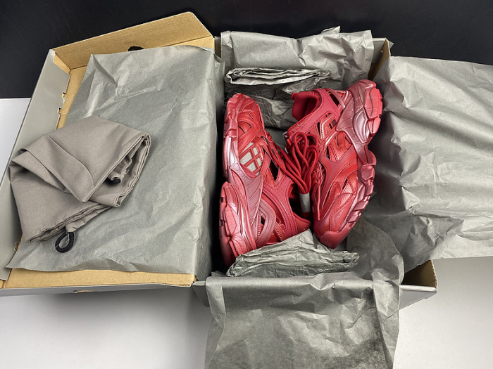 BALENGA TRACK 2 SNEAKER RED 570391 W2GN3 2029