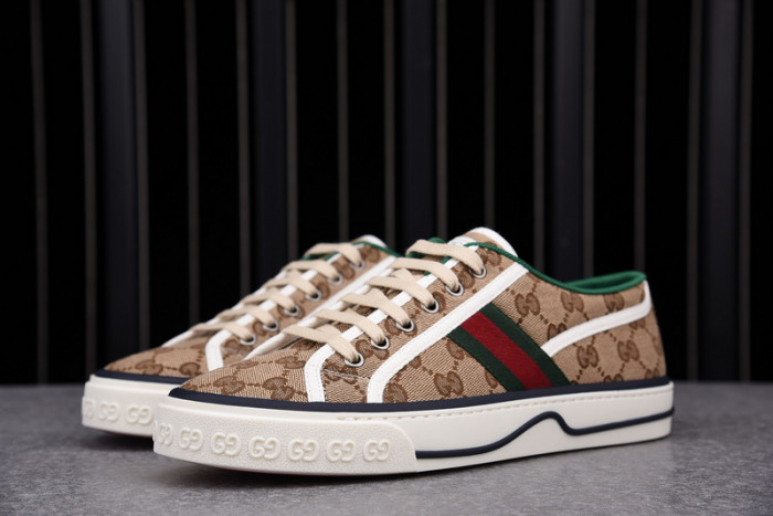 GC sneaker