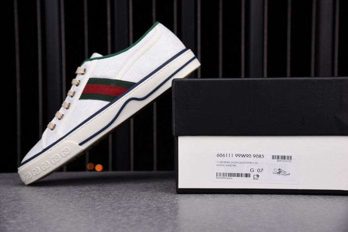 GC sneaker
