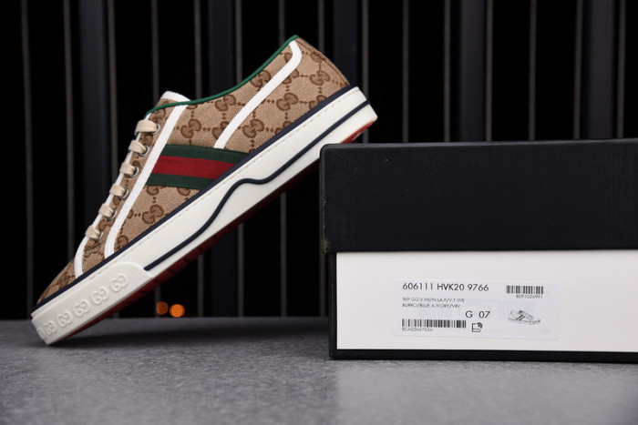 GC sneaker