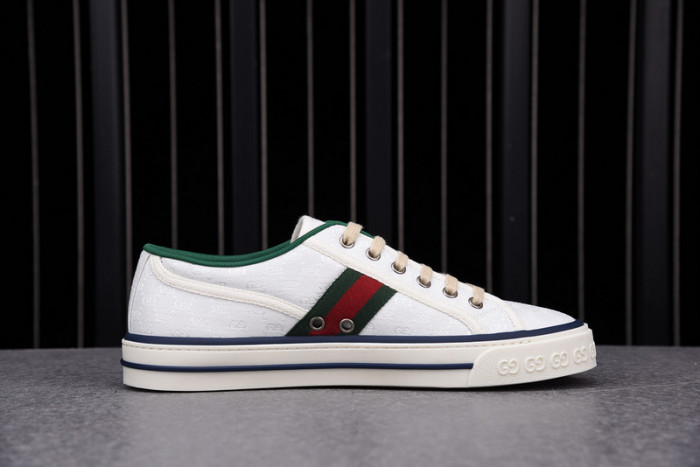 GC sneaker