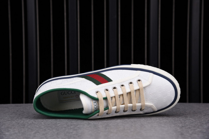 GC sneaker