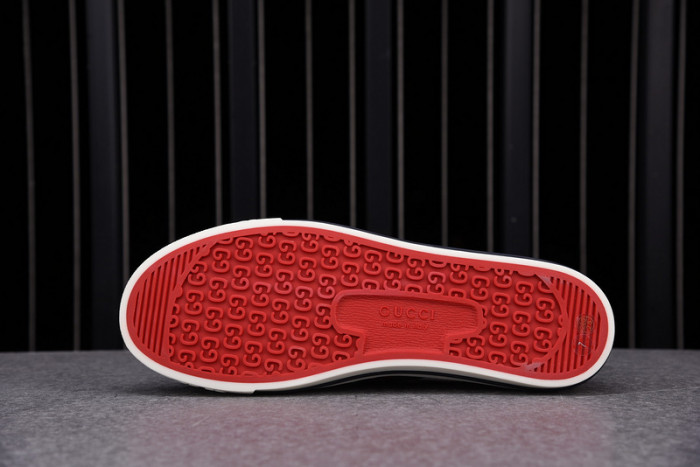 GC sneaker