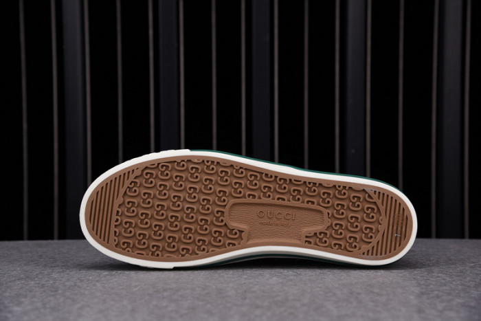 GC sneaker