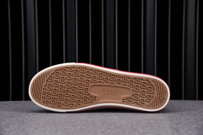 GC sneaker