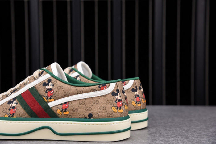 GC sneaker