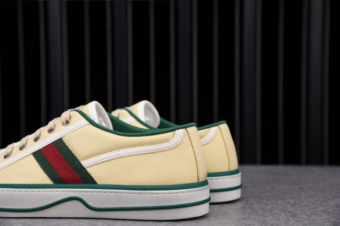 GC sneaker