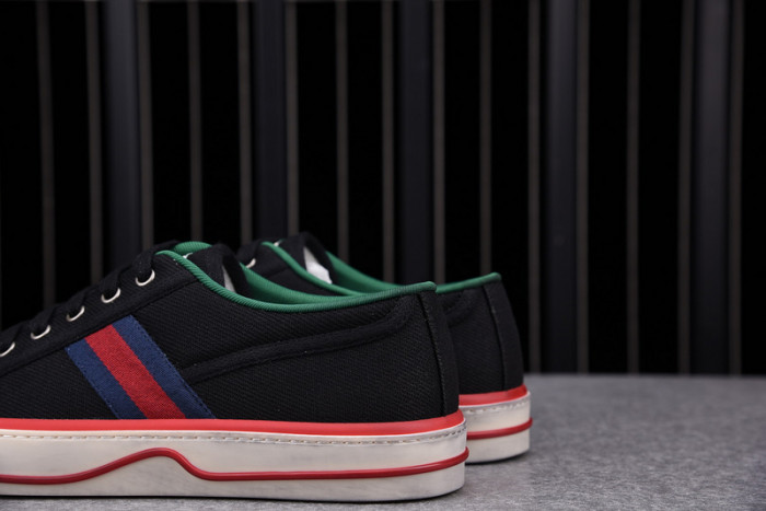 GC sneaker