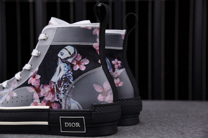 DR B23 HIGH-TOP SNEAKERS 0109