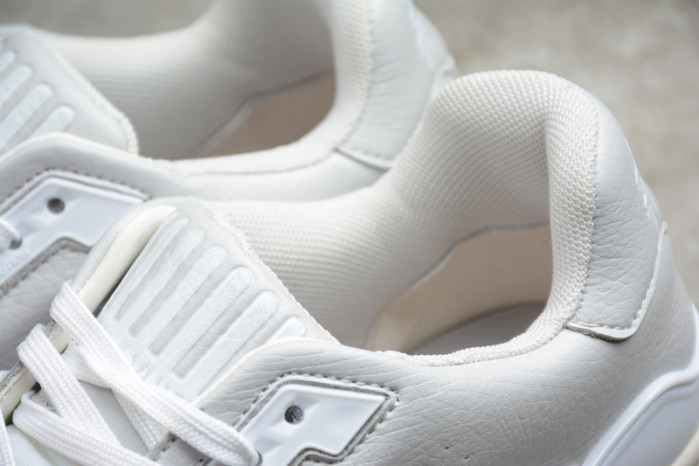 LOU VUIT SNEAKERS