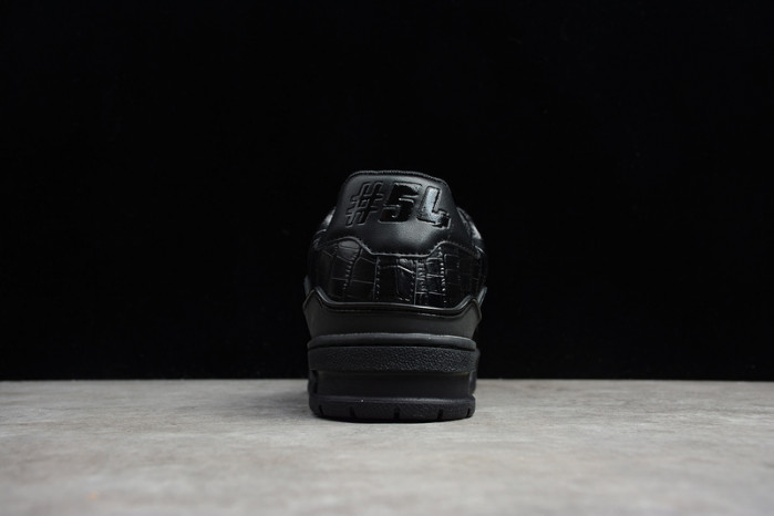 LOU VUIT SNEAKERS