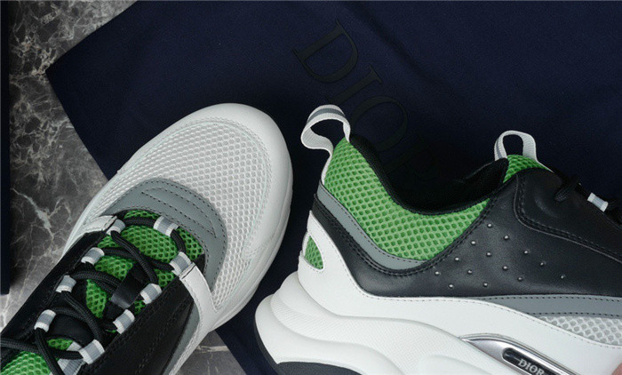 DR B22 SNEAKERS