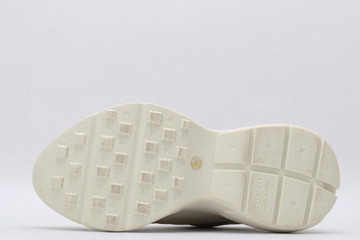 GC sneaker