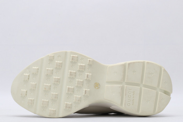 GC sneaker