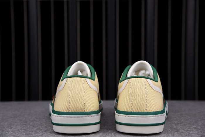 GC sneaker