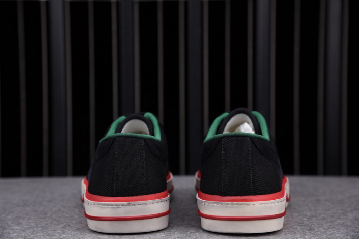 GC sneaker