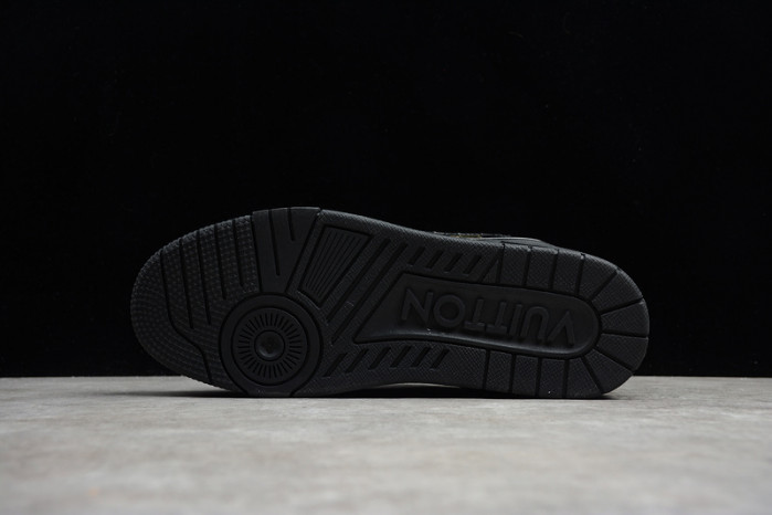 LOU VUIT SNEAKERS