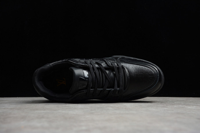 LOU VUIT SNEAKERS