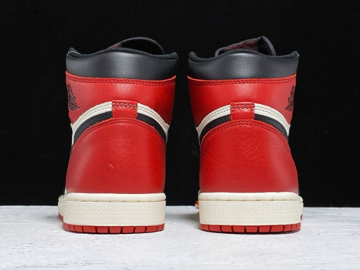 Jordan 1 Retro High Bred Toe 555088-610