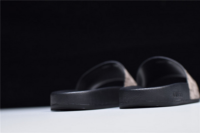 GC SANDALS