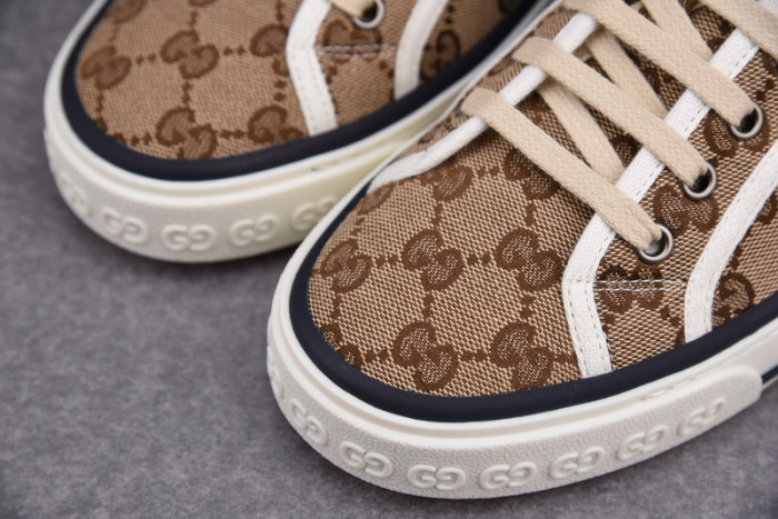 GC sneaker
