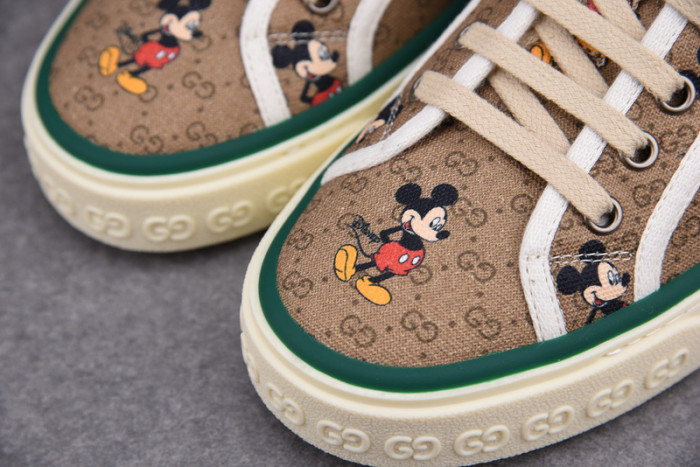 GC sneaker