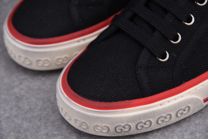 GC sneaker