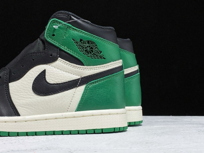 AIR JORDAN 1 RETRO HIGH OG 555088-302