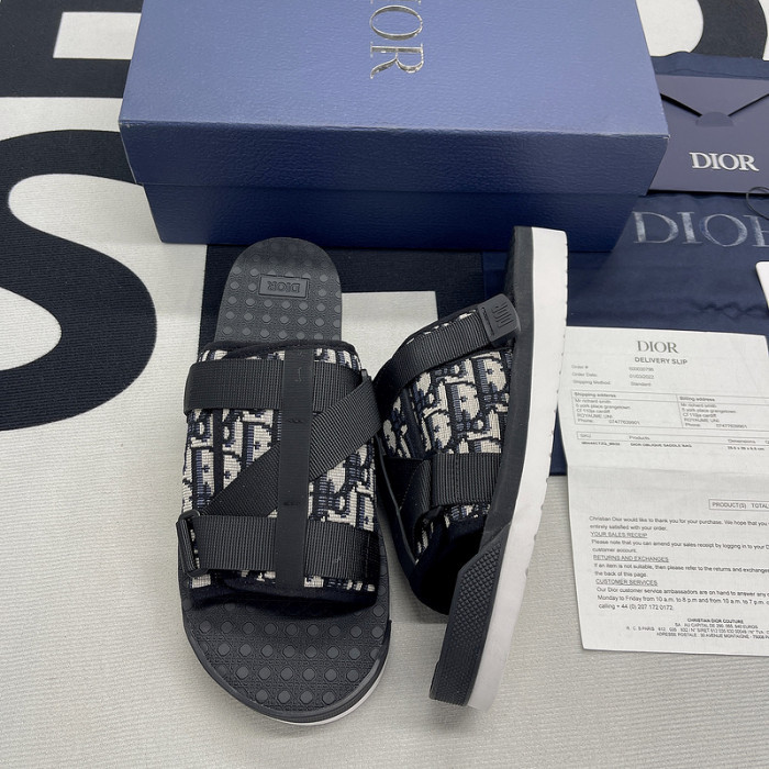 D*or alpha oblique black slide