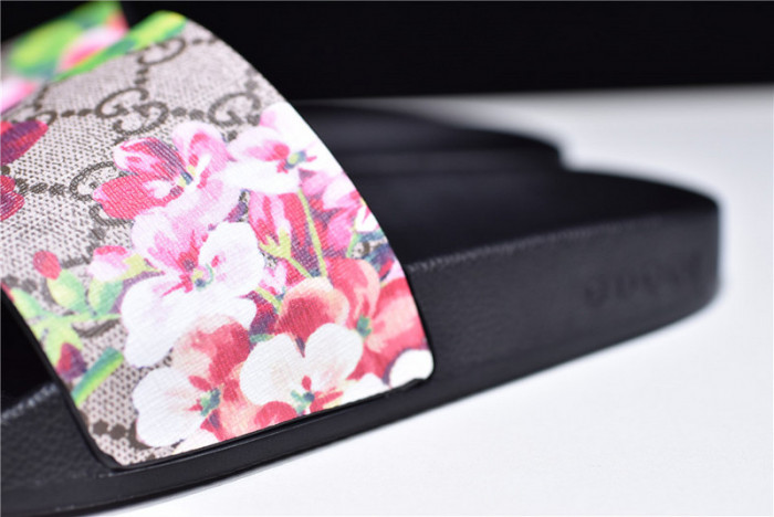 GC SANDALS