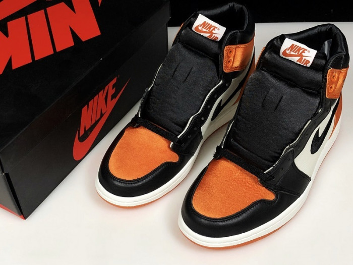 Jordan 1 Retro High Satin Shattered Backboard (W) AV3725-010