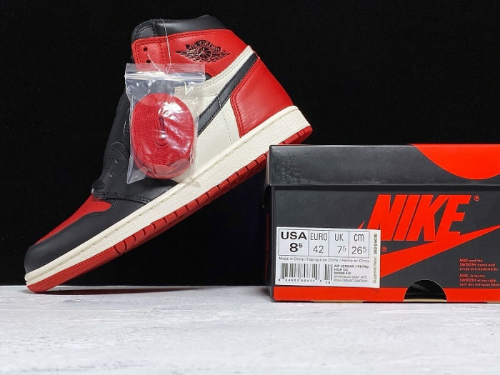 Jordan 1 Retro High Bred Toe 555088-610