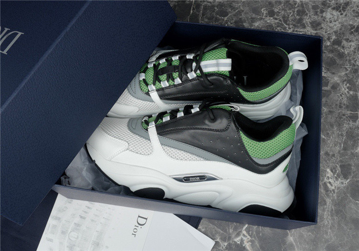 DR B22 SNEAKERS