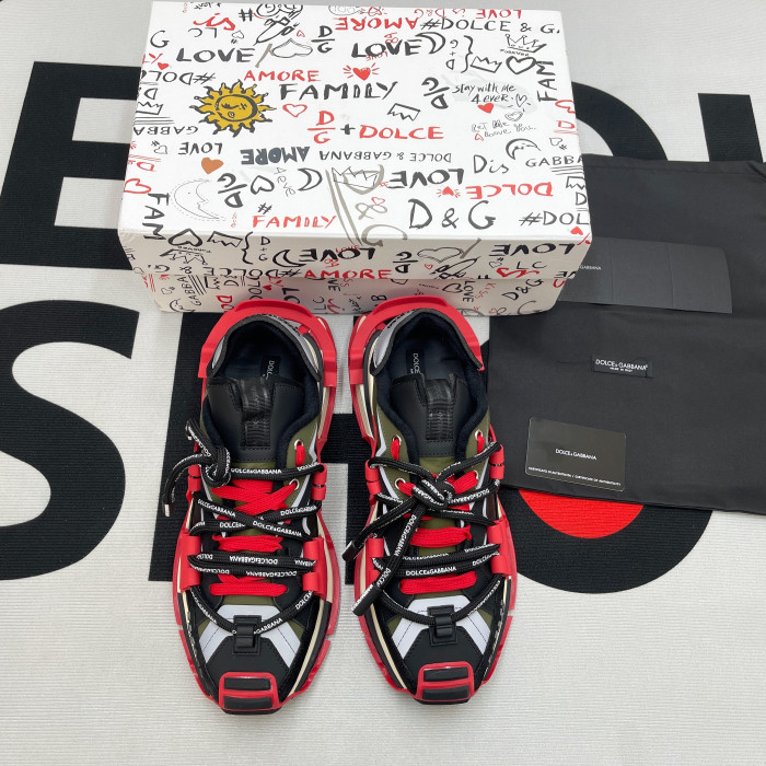 DG SNEAKER