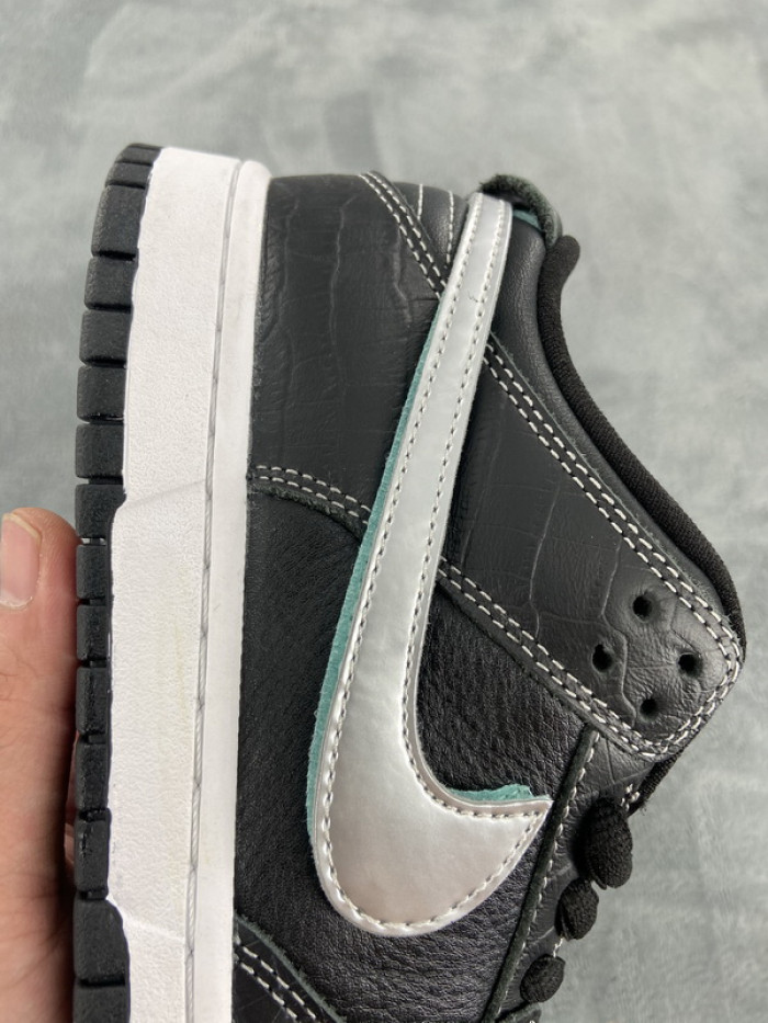 nike sb dunk low diamond S*pply co black diamond bv1310-001