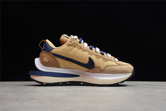 Nike Vaporwaffle sacai Sesame Blue Void DD1875-200