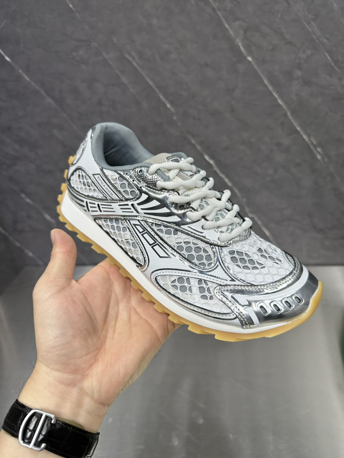 Bo*te*ga ve*ne*ta orbit sneaker
