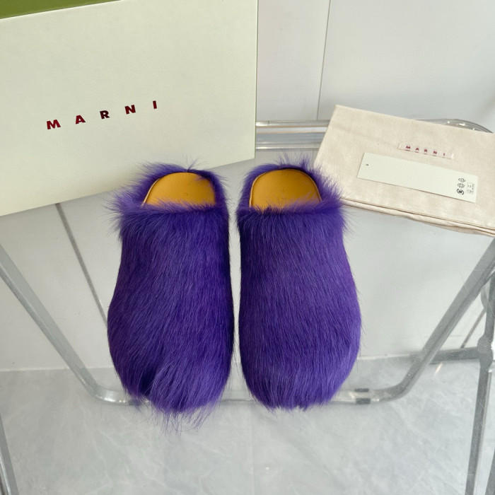 Ma*n1 FUSSBET SABOT CALF-HAIR SLIPPERS