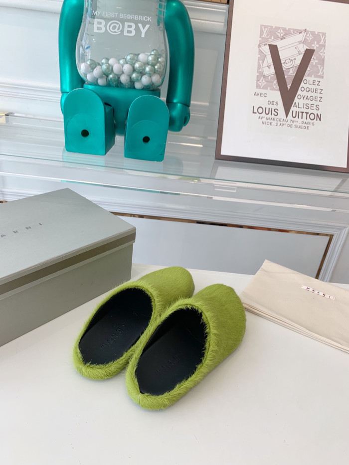 Ma*n1 FUSSBET SABOT CALF-HAIR SLIPPERS