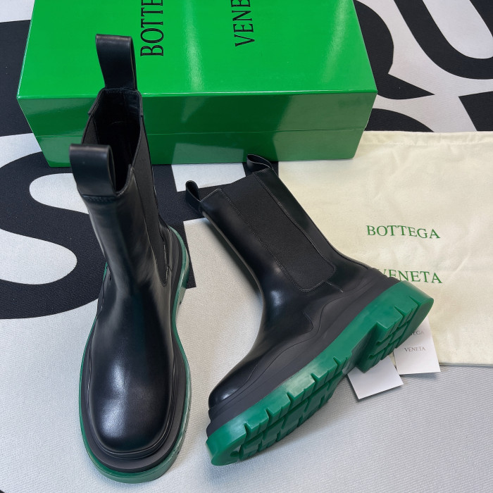 Bo*te*ga ve*ne*ta boots