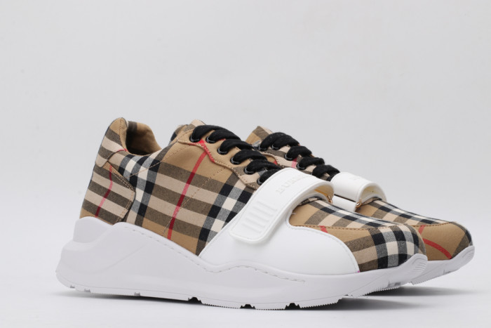 BUR*ERRY SNEAKER