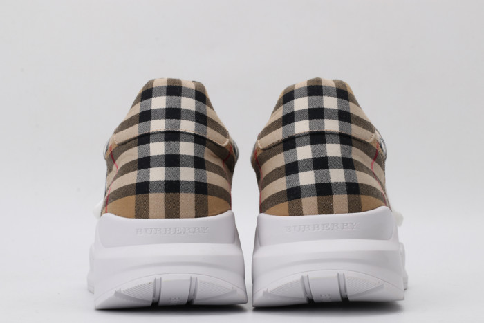 BUR*ERRY SNEAKER